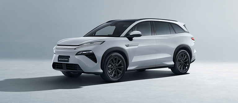 BYD ATTO 8